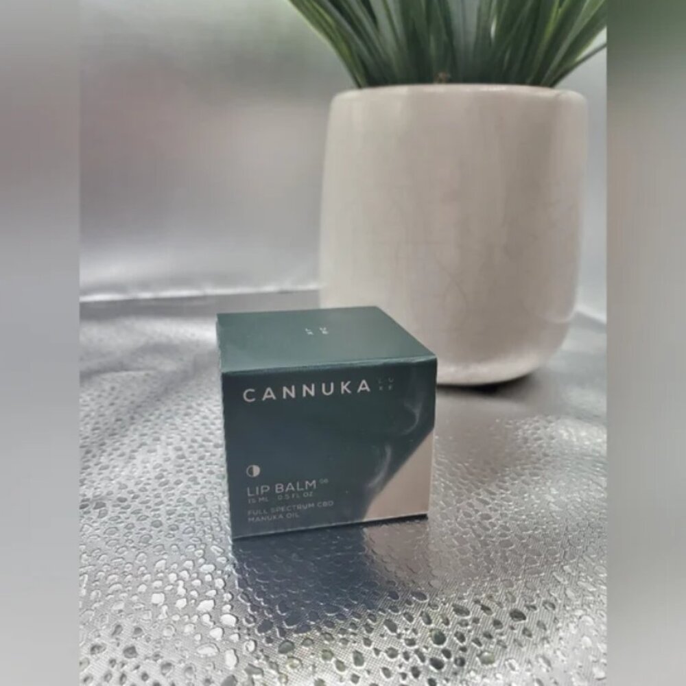 2/$25 - Cannuka Luxe Manuka Honey - Lip Balm All Natural NIB RT$35 Hard to Find